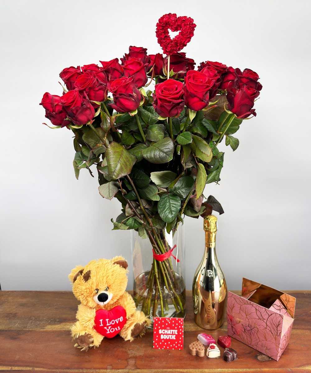 25 Red Naomi - Bear - Prosecco - Chocolate mix