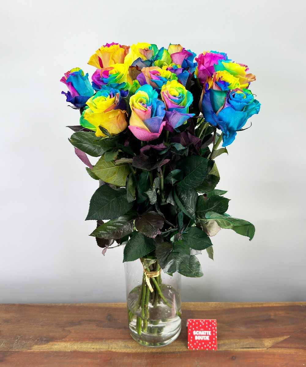 15 Rainbow Roses